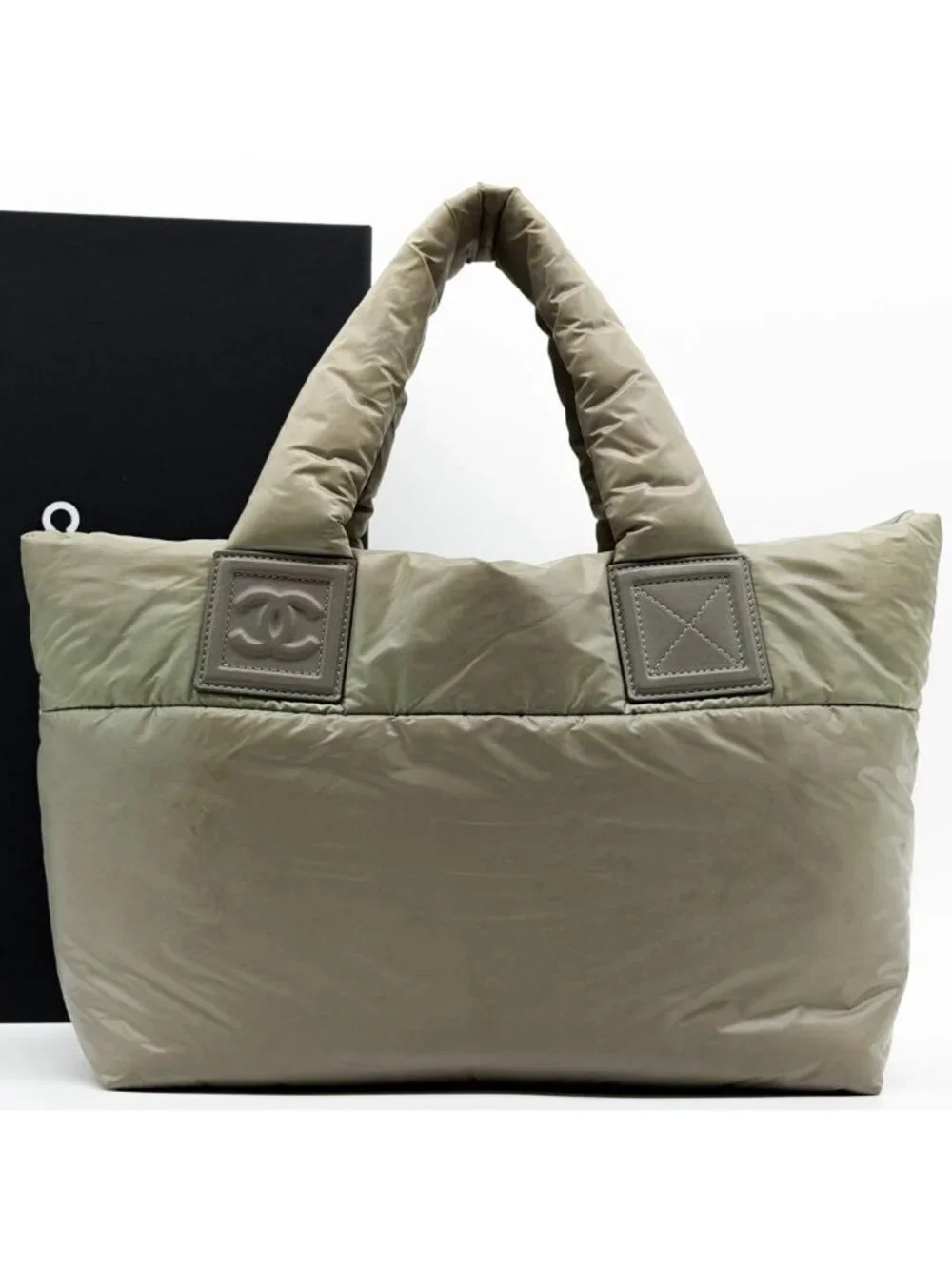 Chanel khaki experts